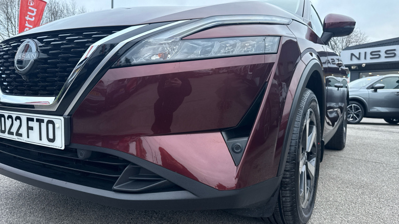 Nissan Qashqai 1.3 DiG-T MH N-Connecta 5dr Petrol Hatchback